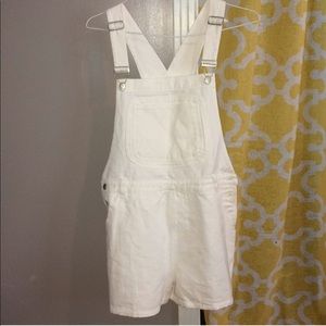 HONEY PUNCH WHITE OVERALL SHORTS